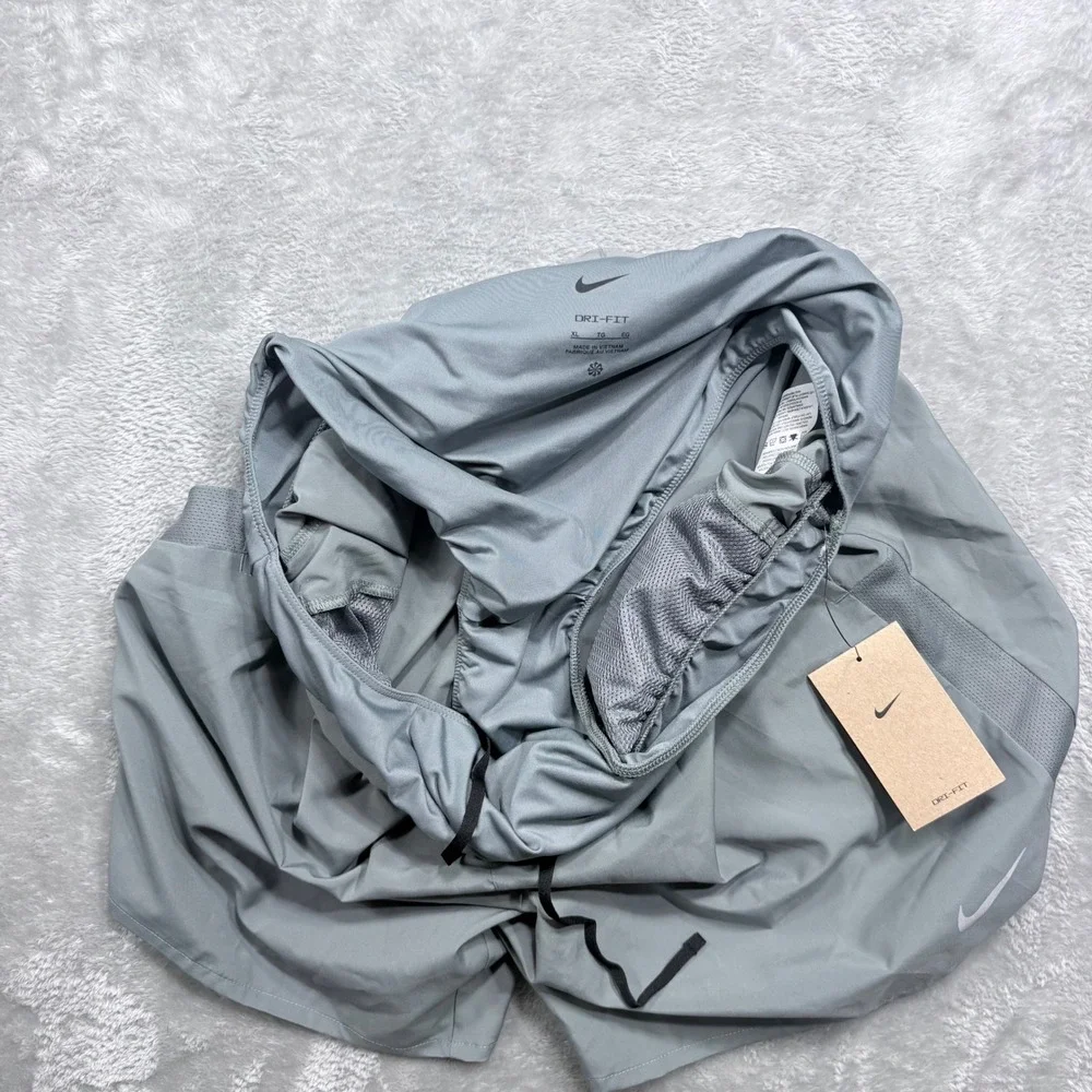 Nike Challenger Running Shorts Mens XL Gray 7